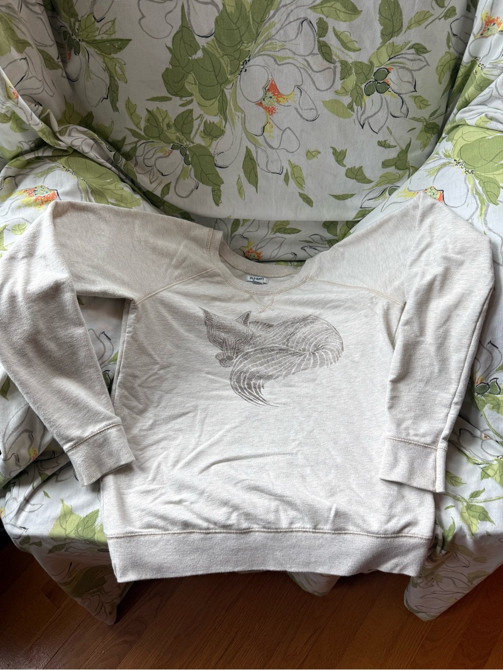 Old Navy Cream Women's Sweatshirt with Fox Graphic